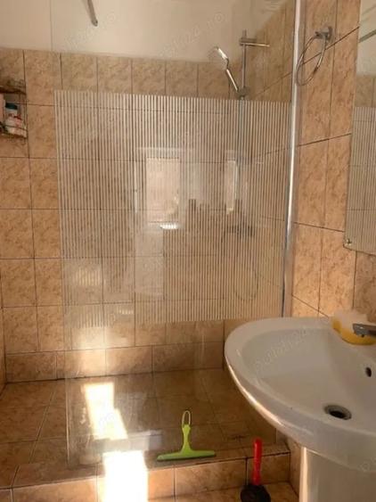 Casă cu 5 camere cu Teren 877 Mp în Lugoj