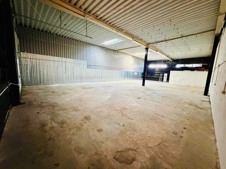 Spațiu comercial, de 280 mp, în Micălaca