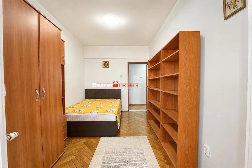 Apartament cu 4 camere în Ultracentral