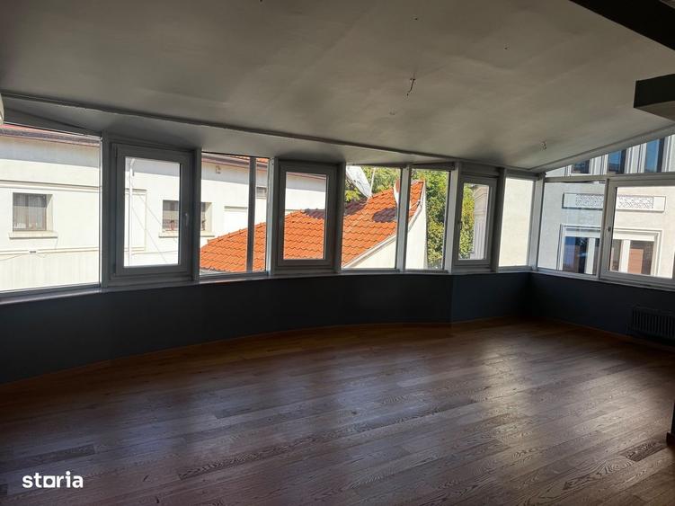 Apartament cu 4 camere în Dorobanți