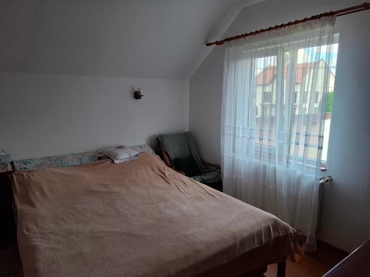 Casă individuală cu 4 camere cu Teren 600 Mp în Cristian