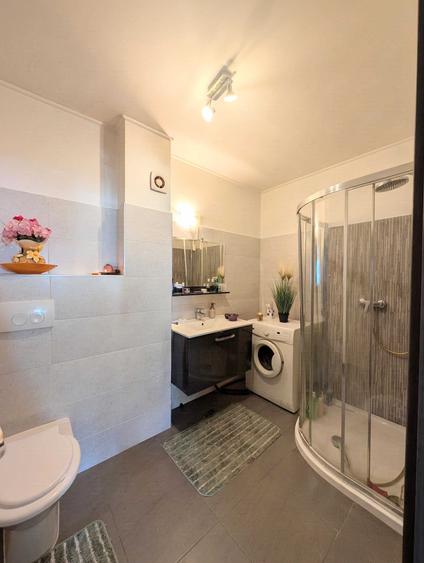 Apartament cu 2 camere semidecomandat în Florești — fotografia 2