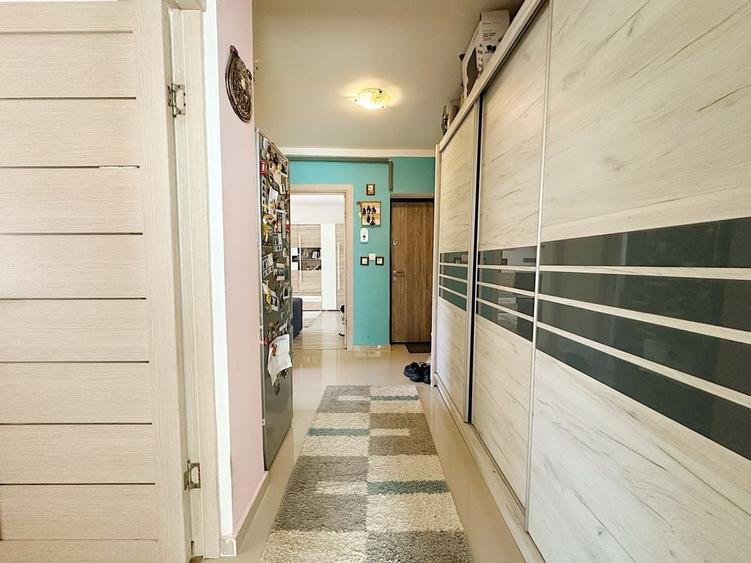 Apartament cu 2 camere decomandat în Bucium