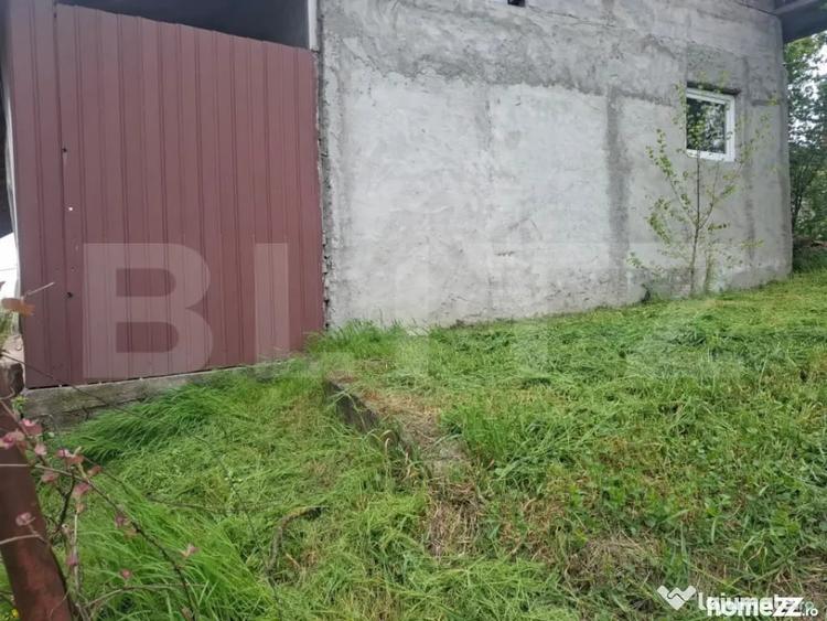 Casă cu 5 camere cu Teren 2300 Mp în Mătăsaru