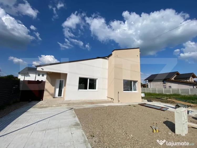 Casă cu 3 camere cu Teren 250 Mp în Bucovăț (Remetea Mare)