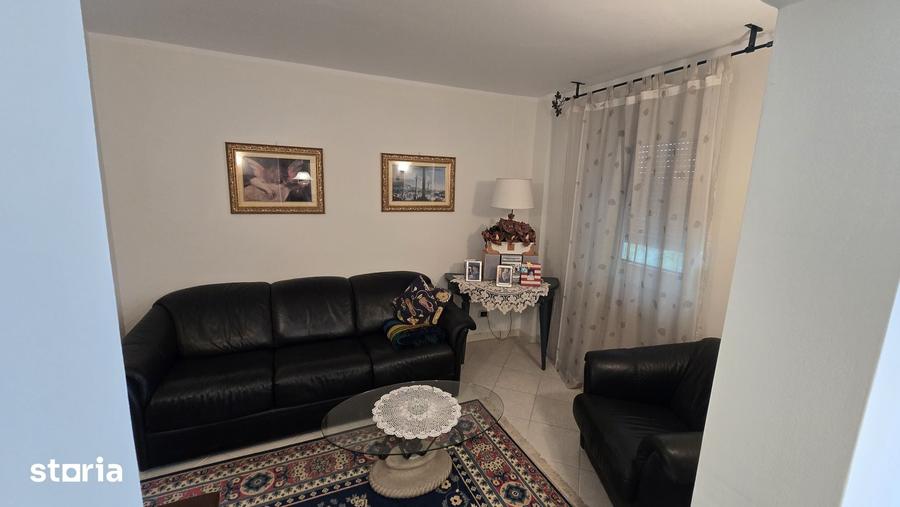 Apartament cu 4 camere în Central