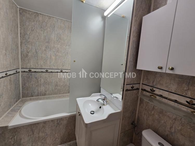 Apartament cu 2 camere decomandat, mobilat în Republicii
