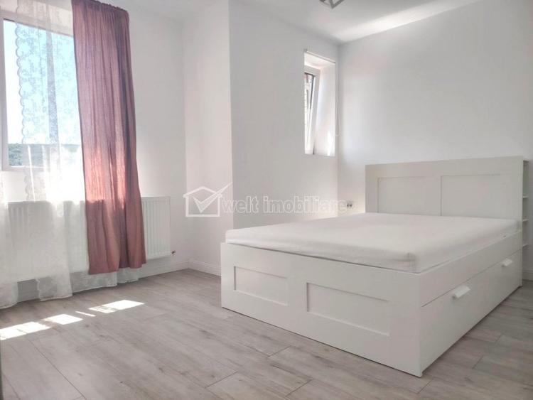 Apartament cu 3 camere decomandat în Chinteni