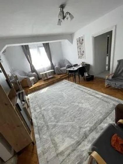 Apartament cu 3 camere decomandat, mobilat în Giulești