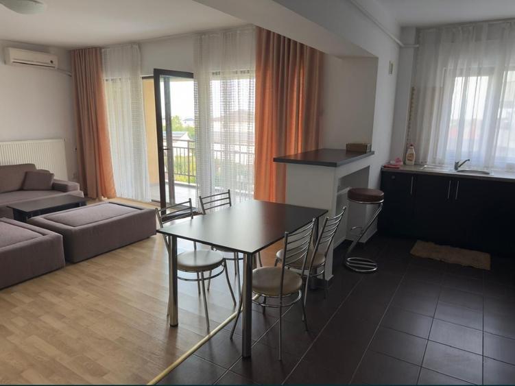 Apartament cu 2 camere decomandat în Trivale