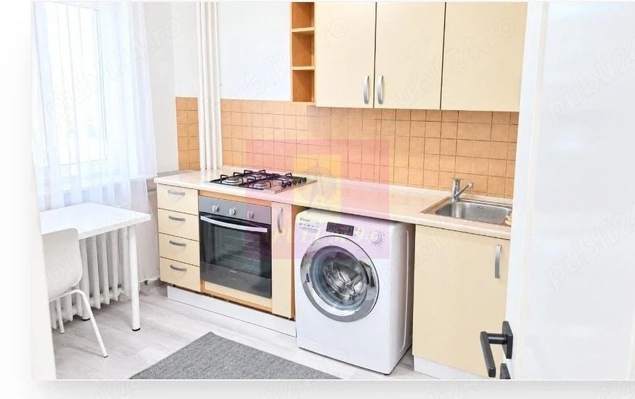 Apartament cu 3 camere decomandat în Unirii