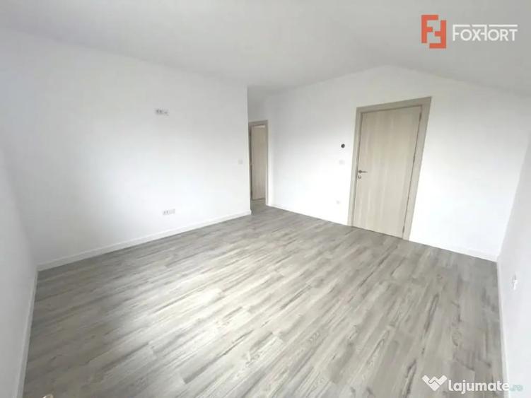 Casă cu 4 camere cu Teren 273 Mp în Urseni