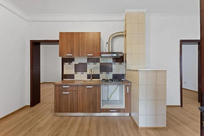 Spațiu comercial, de 75 mp, în Pârneava