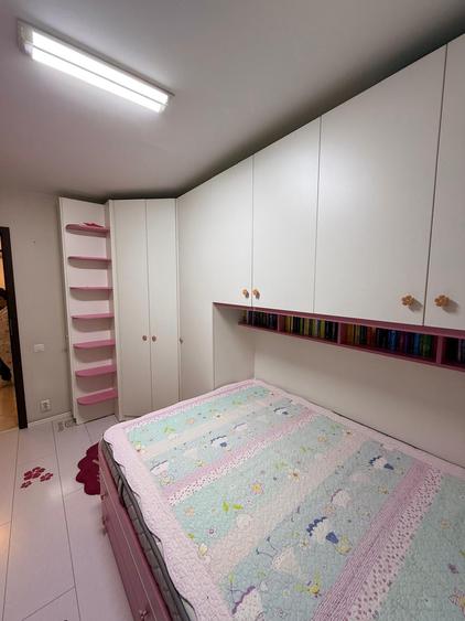 Apartament cu 4 camere decomandat în Crângași