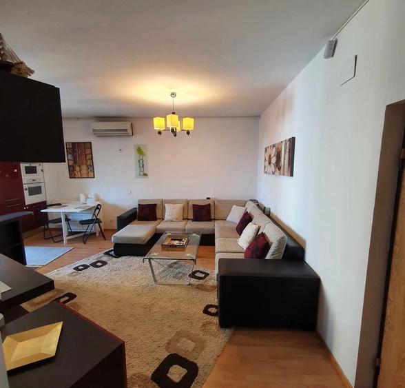Apartament cu 3 camere decomandat, mobilat în Mihai Bravu