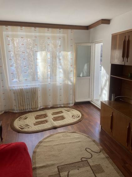 Apartament cu 2 camere decomandat în Rahova