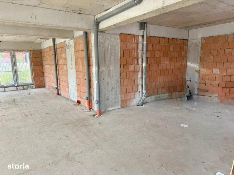 Spațiu comercial, de 104 mp, în Tunari