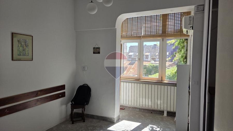 Apartament cu 2 camere decomandat în Universitate