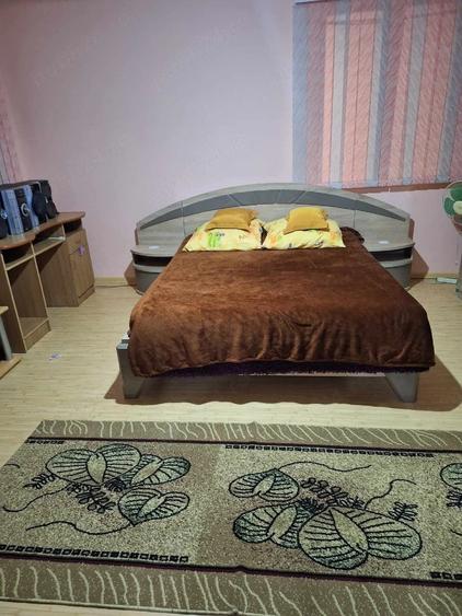 Casă cu Teren 1300 Mp în Central