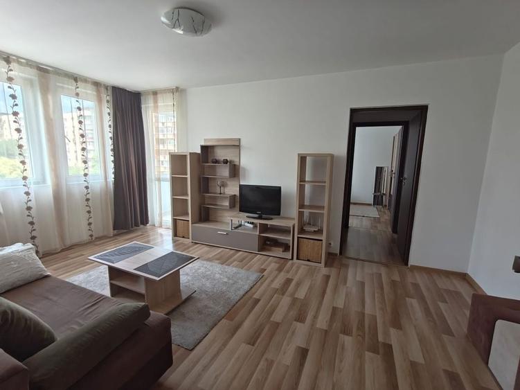 Apartament cu 2 camere semidecomandat în Vest
