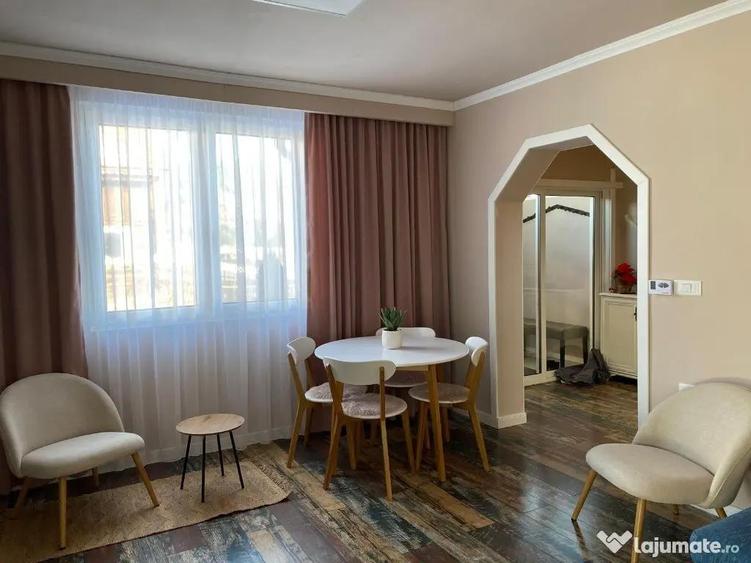 Casă cu 4 camere cu Teren 1200 Mp în Central