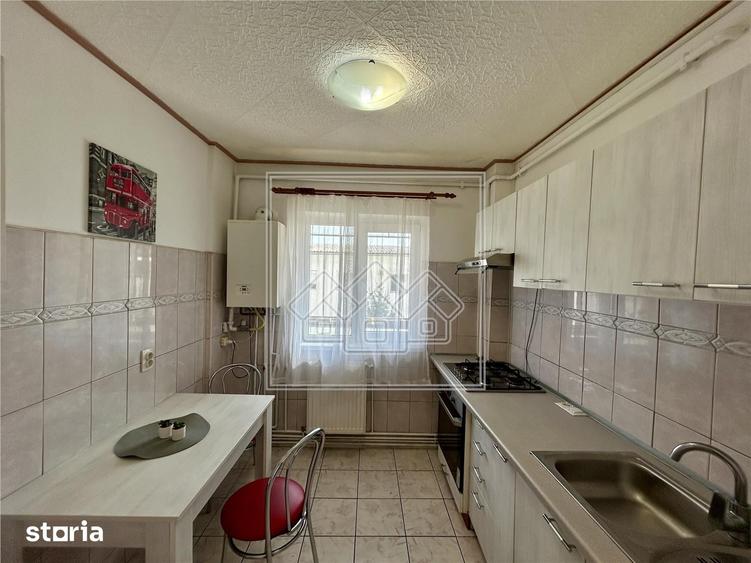 Apartament 2 camere, decomandat, la cheie, zona buna - 16