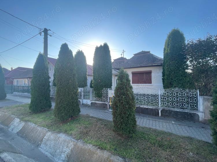 Casă cu 3 camere cu Teren 578 Mp în Iernut