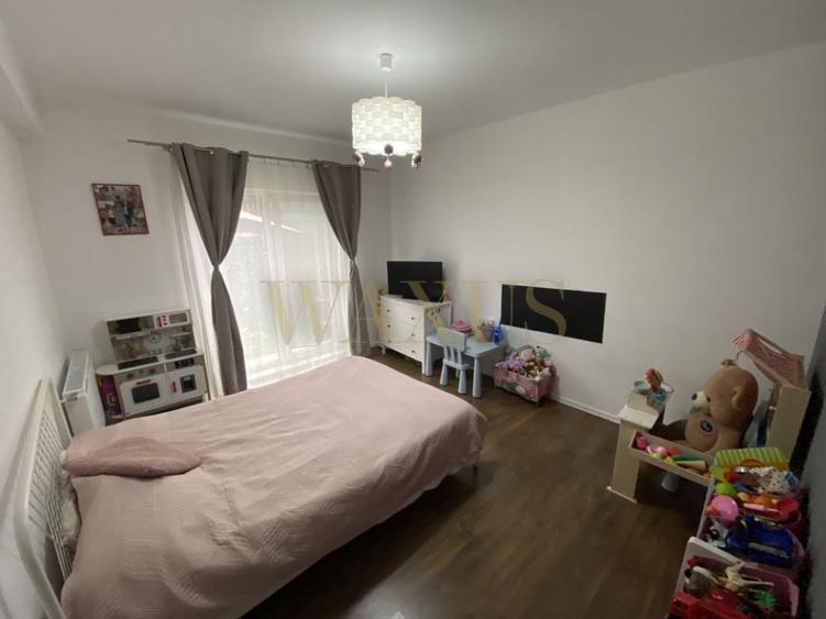Apartament cu 3 camere semidecomandat, mobilat în Florești — fotografia 3