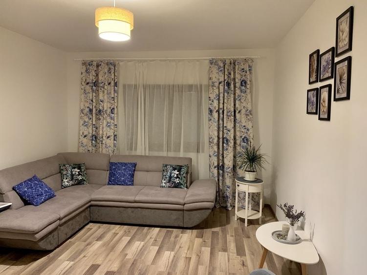 Apartament cu 2 camere decomandat în Valea Lupului