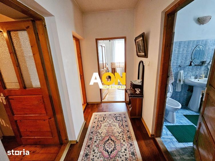 Casă cu 4 camere cu Teren 1650 Mp în Central