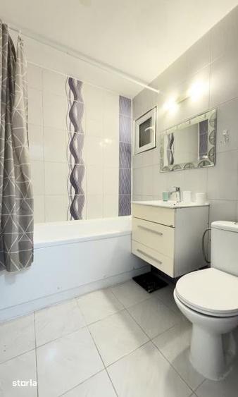 Apartament cu 2 camere semidecomandat în Tei
