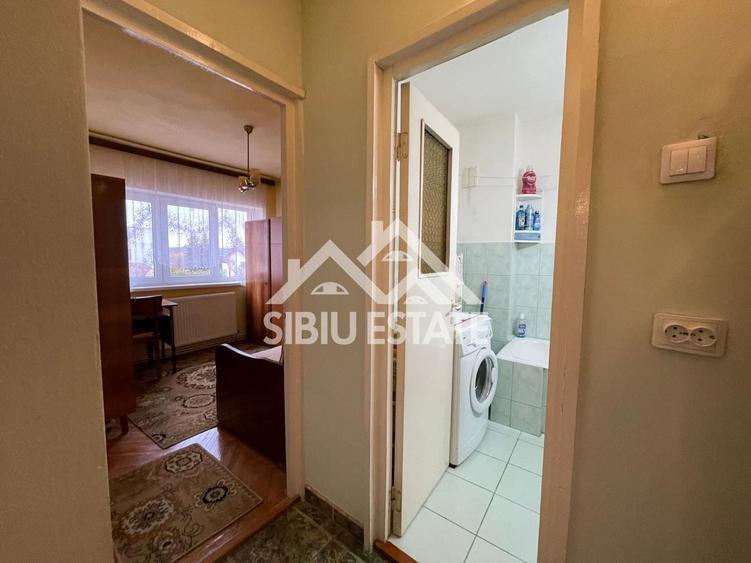 Apartament cu 2 camere decomandat, mobilat în Calea Dumbrăvii