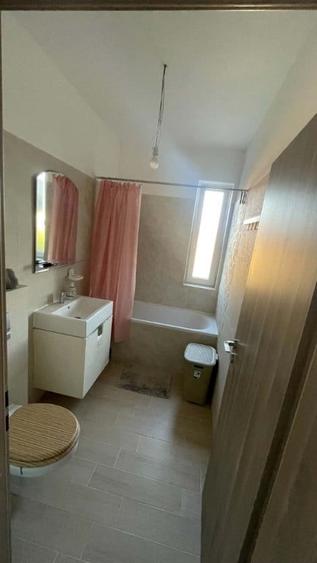 Apartament cu 3 camere decomandat în Giroc