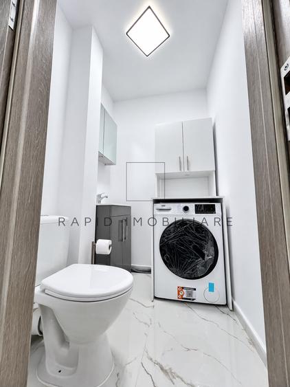 Apartament cu 3 camere decomandat în Micro 13
