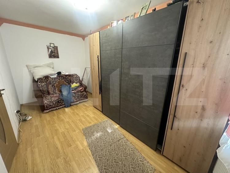 Apartament cu 2 camere semidecomandat, mobilat în Cloșca