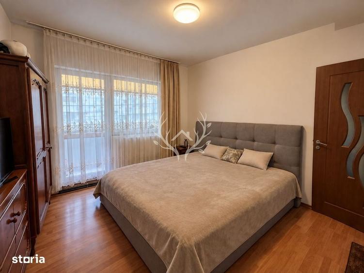 Apartament cu 4 camere în Sânnicoară