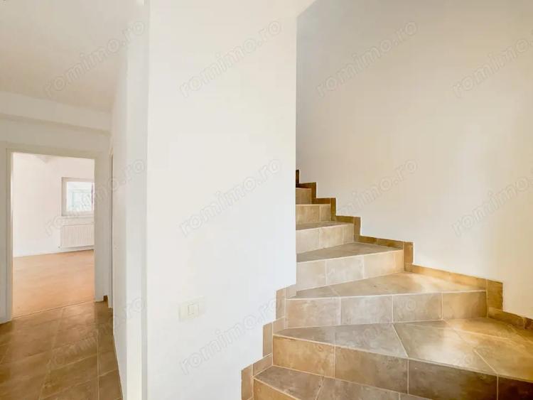 Casă cu 4 camere cu Teren 250 Mp în Central