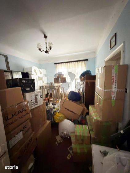 Casă cu 3 camere cu Teren 252 Mp în Piața Centrală