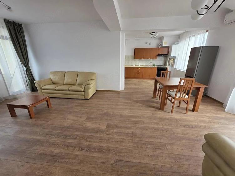 Apartament cu 2 camere semidecomandat în Aradului