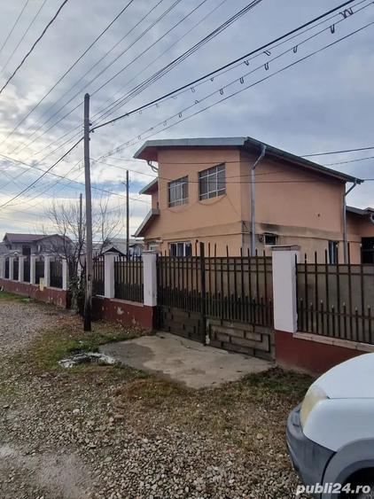 Casă cu 5 camere cu Teren 430 Mp în Șipotu