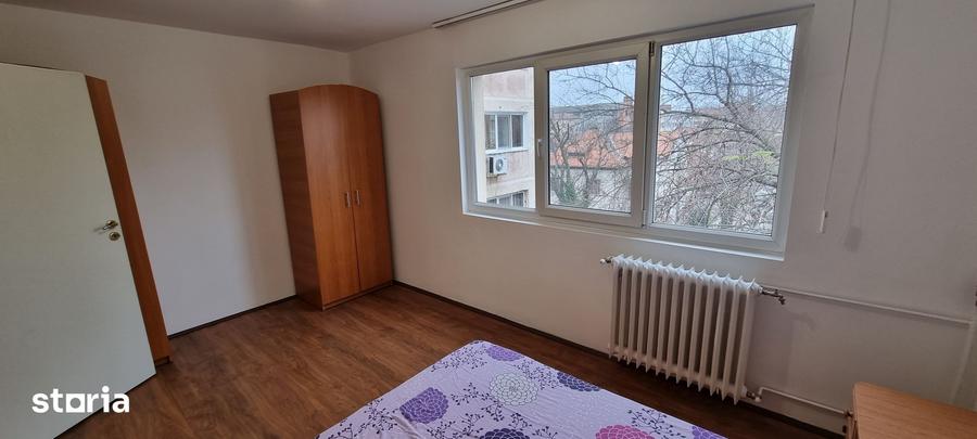 Apartament cu 2 camere semidecomandat în Olimpia-Stadion