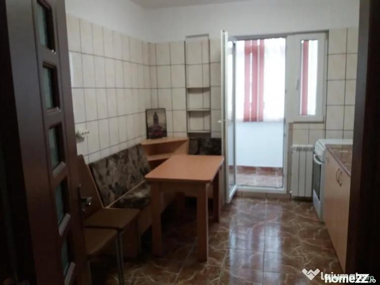 Apartament 2 camere, decomandat, Bdul Republicii, etajul 7/9 - Ploiesti (Prahova) - 9