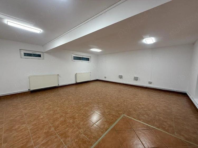 Spațiu comercial, 90 mp în Central