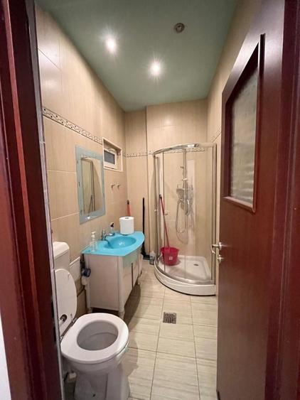 Apartament cu 3 camere în Calea Victoriei