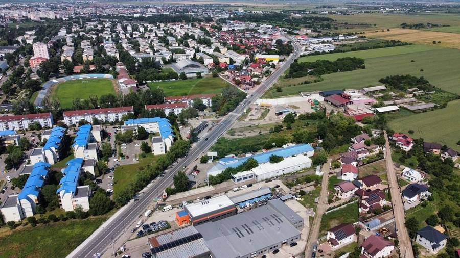 Teren Construcții intravilan de 73351 mp, în Sud