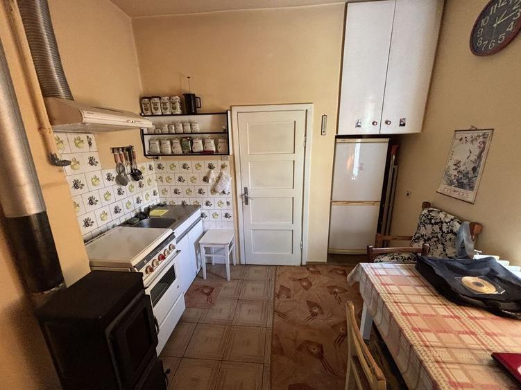Casă individuală cu 3 camere cu Canalizare în Turnișor