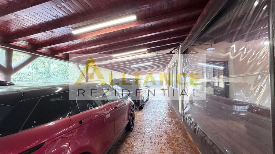 Casă individuală cu 5 camere cu Canalizare în Berceni