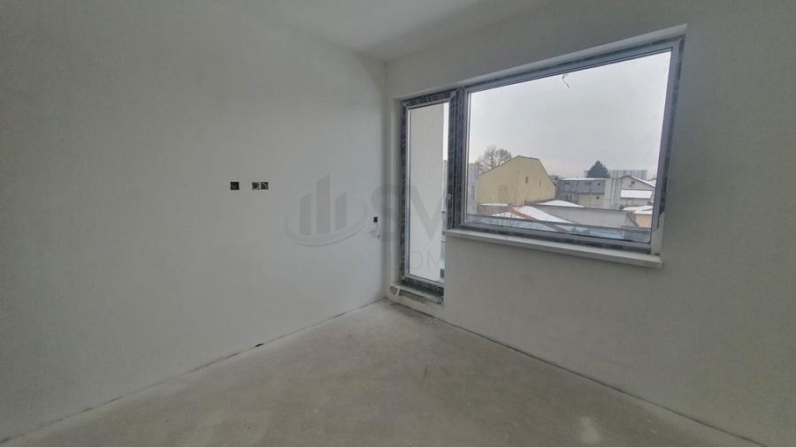 Apartament cu 2 camere semidecomandat în Chitila