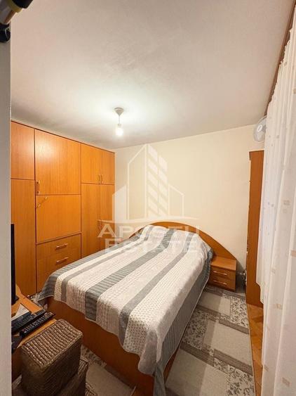 Apartament cu 3 camere semidecomandat, mobilat în Circumvalațiunii