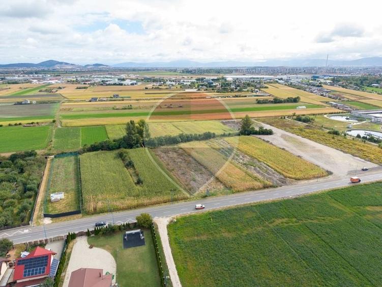 Teren Construcții intravilan de 2858 mp, în Bartolomeu